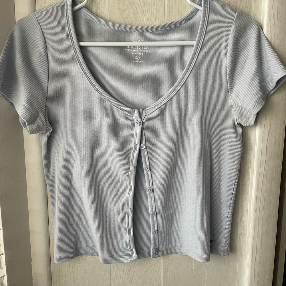 Baby tee button up in baby blue
